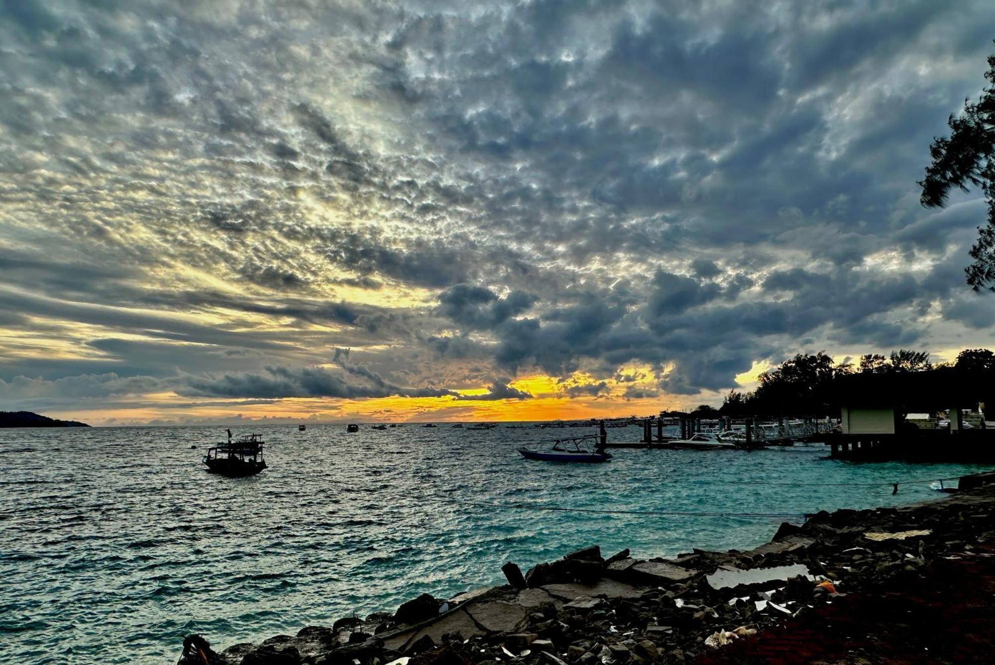 Sunny Rose Bungalows Gili Air - Adults Only Buitenkant foto