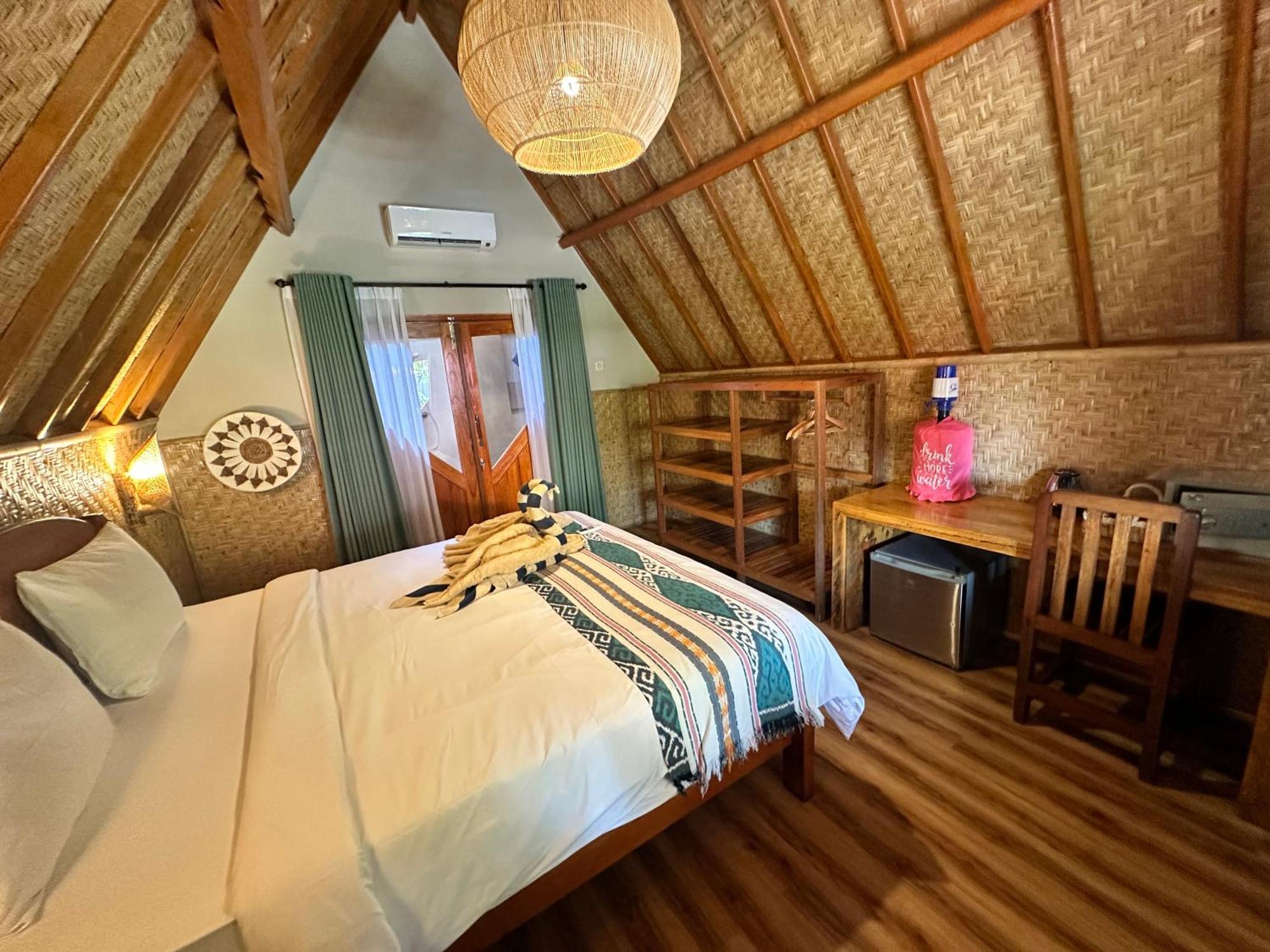 Sunny Rose Bungalows Gili Air - Adults Only Buitenkant foto