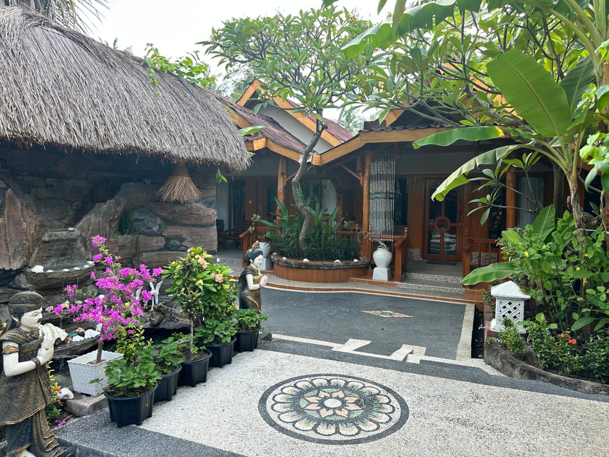 Sunny Rose Bungalows Gili Air - Adults Only Buitenkant foto