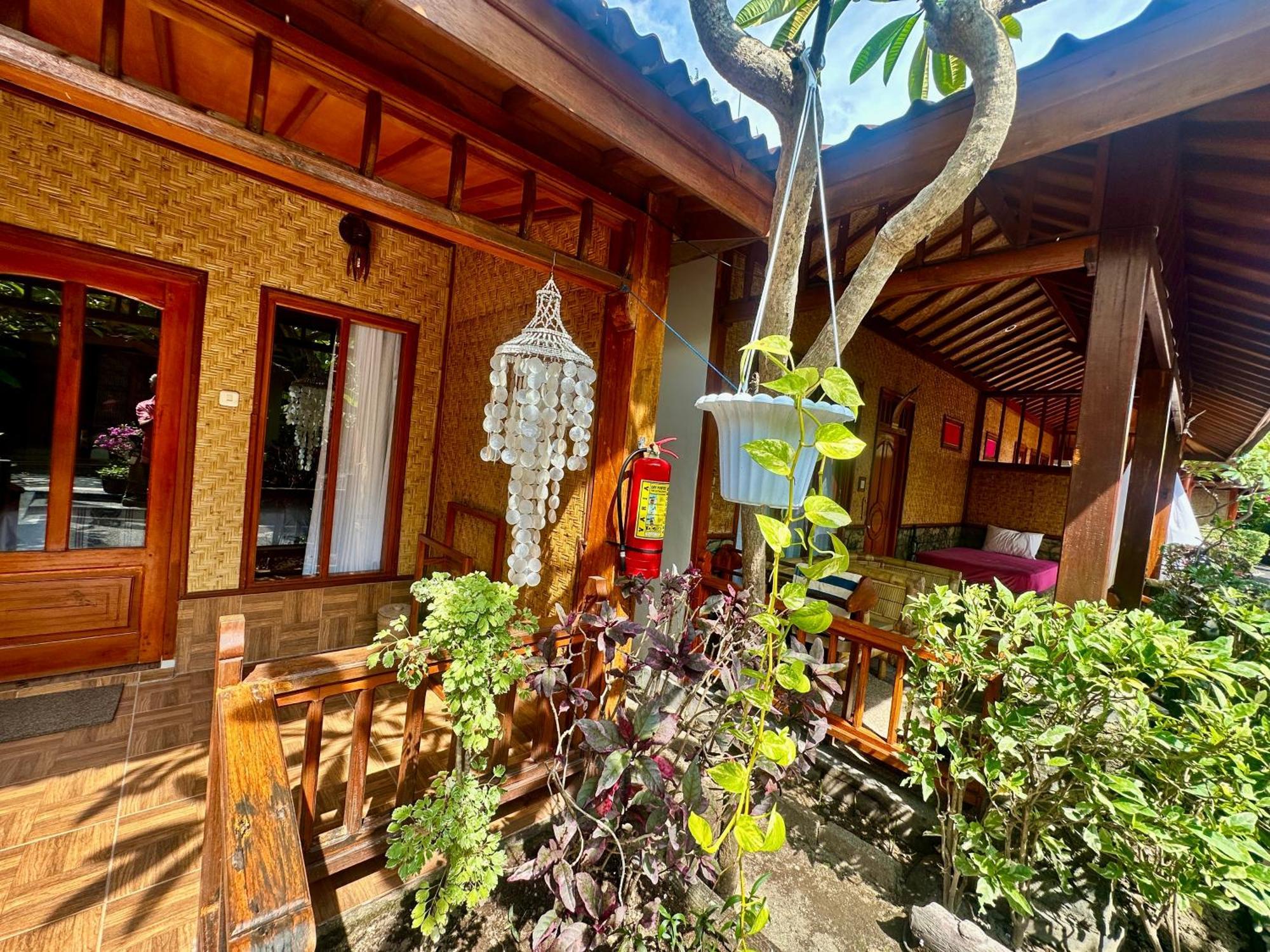 Sunny Rose Bungalows Gili Air - Adults Only Buitenkant foto