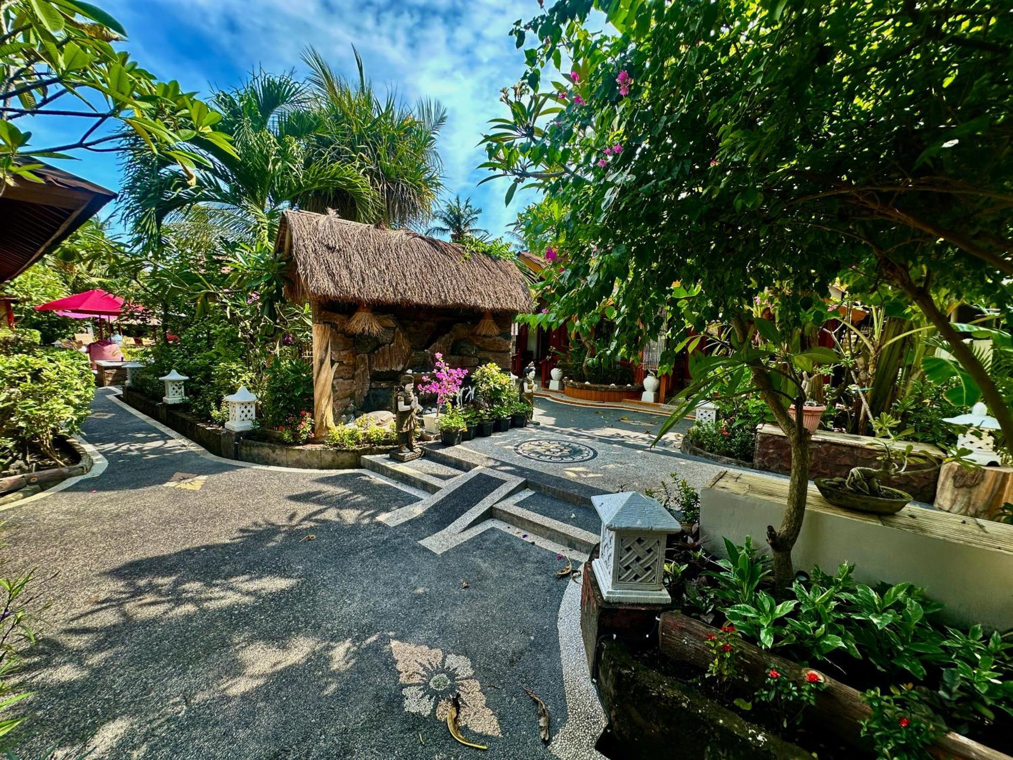 Sunny Rose Bungalows Gili Air - Adults Only Buitenkant foto