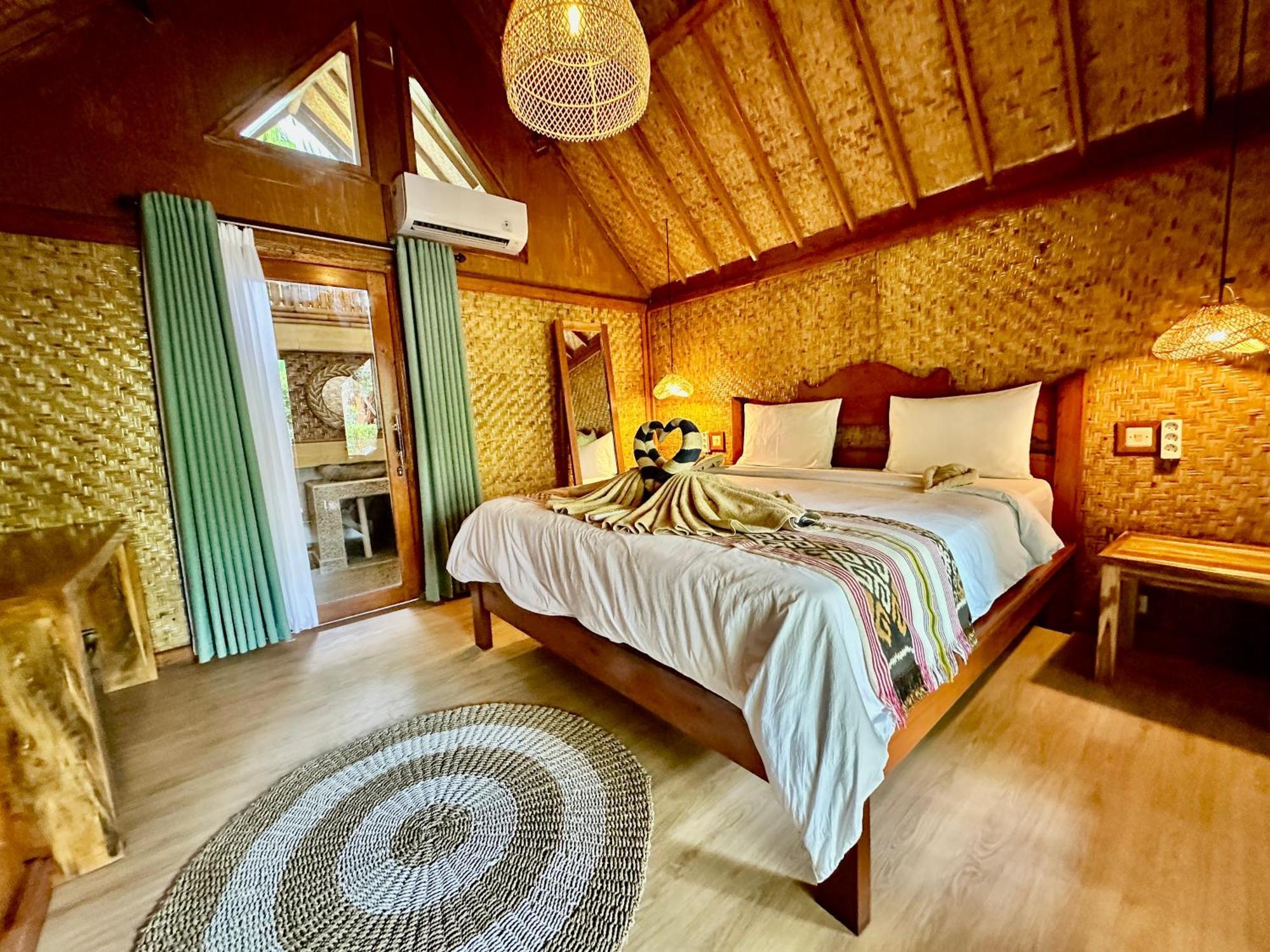 Sunny Rose Bungalows Gili Air - Adults Only Buitenkant foto